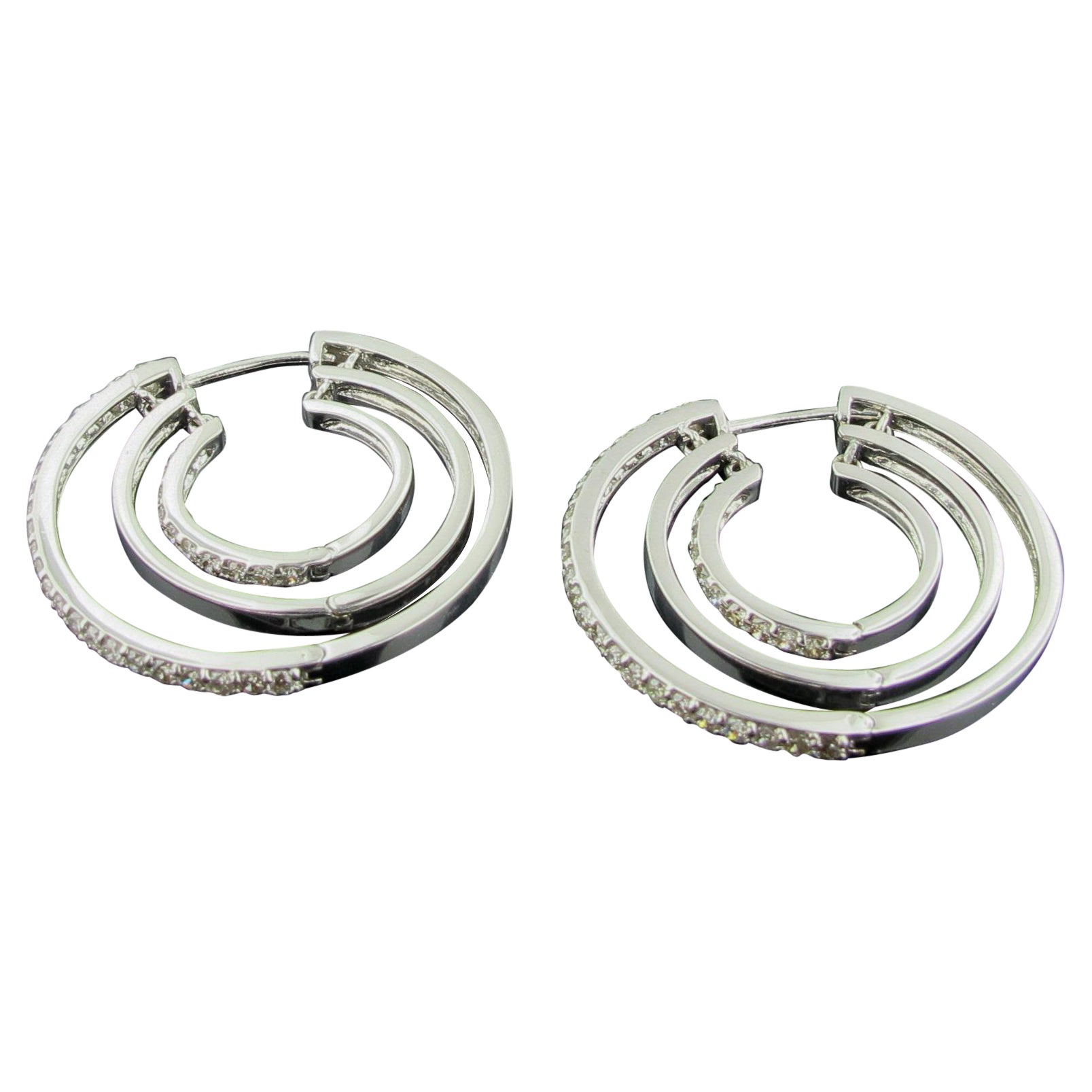 Vintage Italian White Gold 18 Karat Hoop Earrings For Sale at 1stDibs