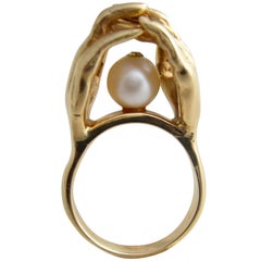 Vintage Gold Hands With Pearl Love Cocktail Ring