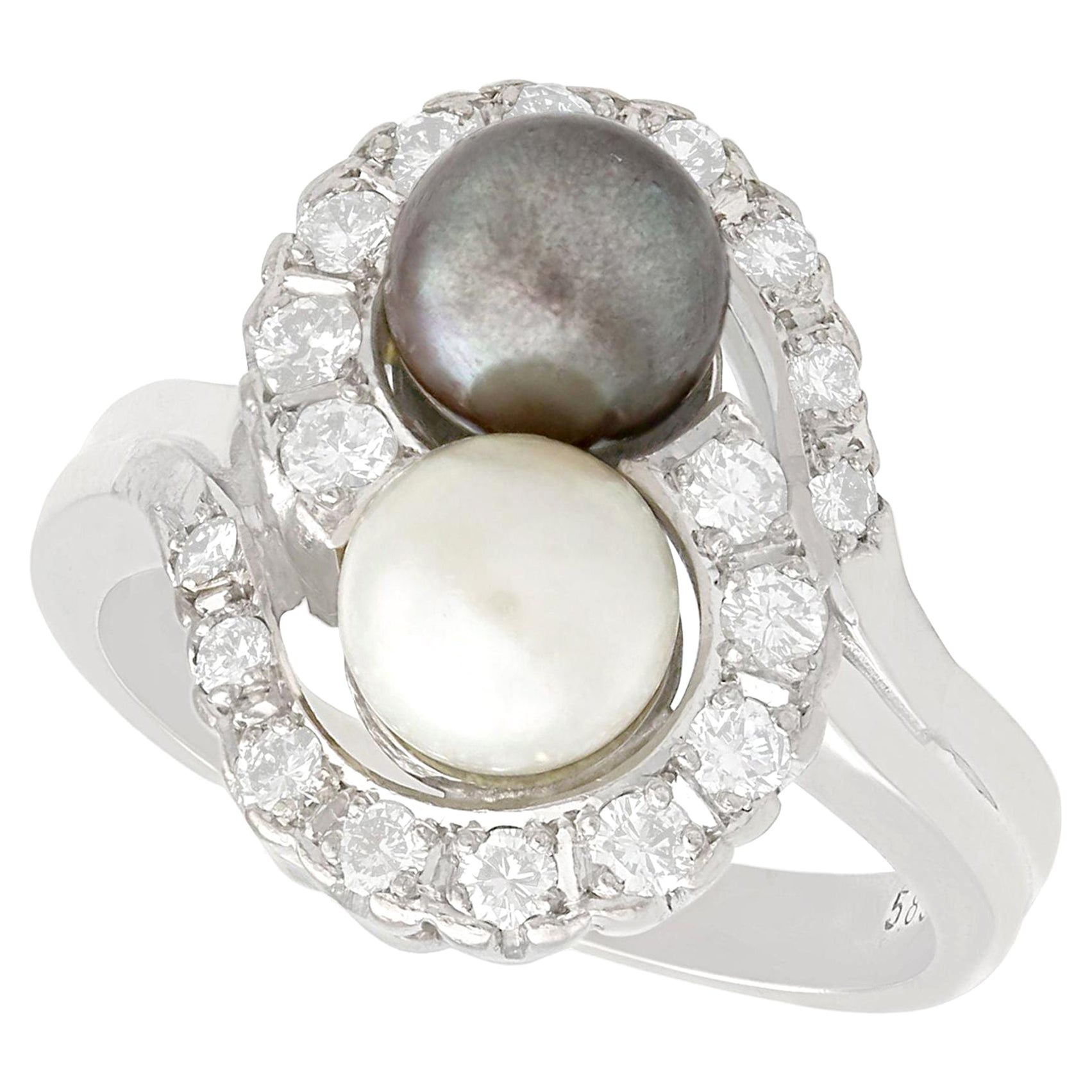 Bague cocktail en or blanc, perles de culture et diamants des années 1960