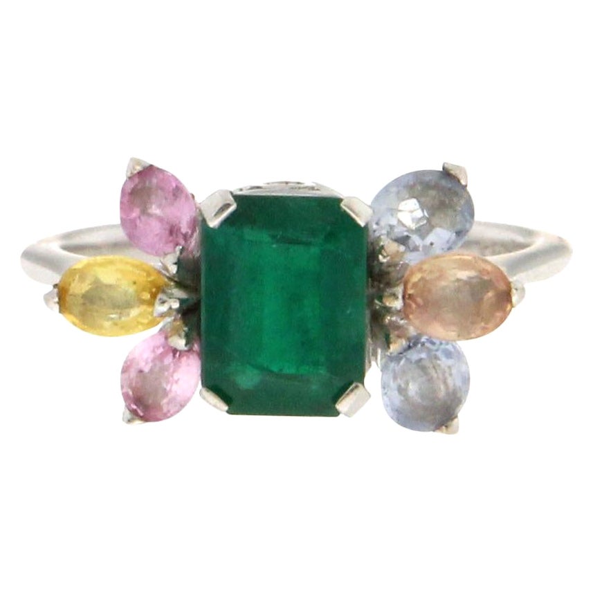 Handcraft Colombian Emerald 18 Karat White Gold Sapphires Cocktail Ring