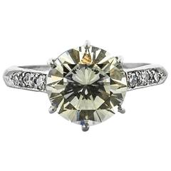 1940s Vintage Round Brilliant Cut Diamond Platinum Ring