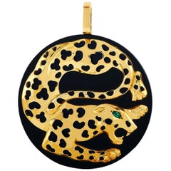 Fred of Paris Vintage 18 Karat Yellow Gold Emerald Panther Pendant