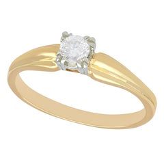 Retro 90s Diamond and Yellow Gold Solitaire Ring
