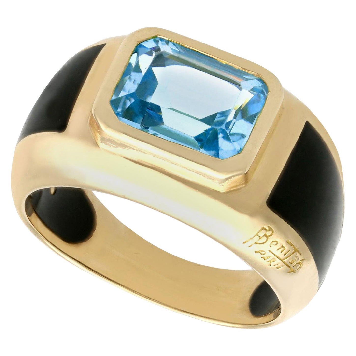 French 3.11 Carat Emerald Cut Topaz and Yellow Gold Cocktail Ring For Sale
