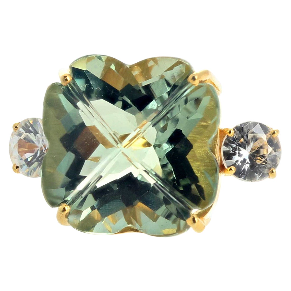 Gemjunky Contemporary Glittering Handmade 4 Ct Blue Zircon 18KT Yellow