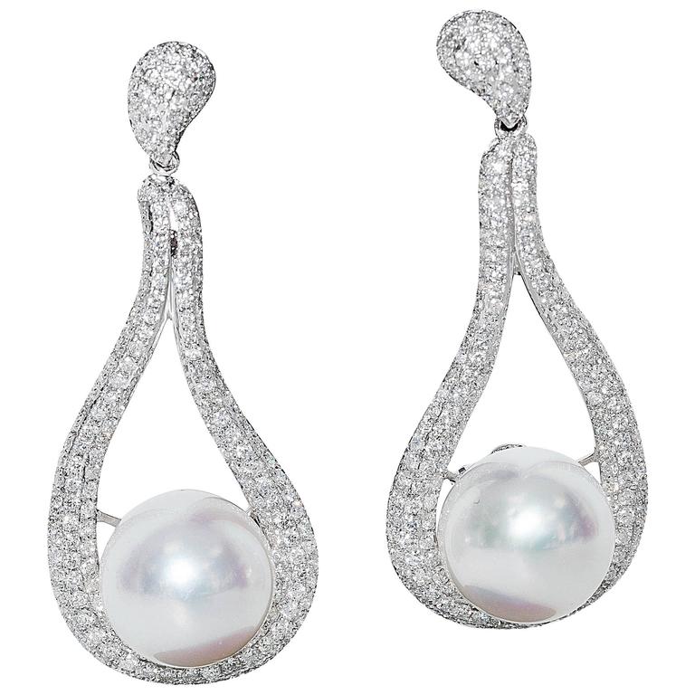 South Sea Pearl and Diamond Dangle Earrings For Sale at 1stdibs