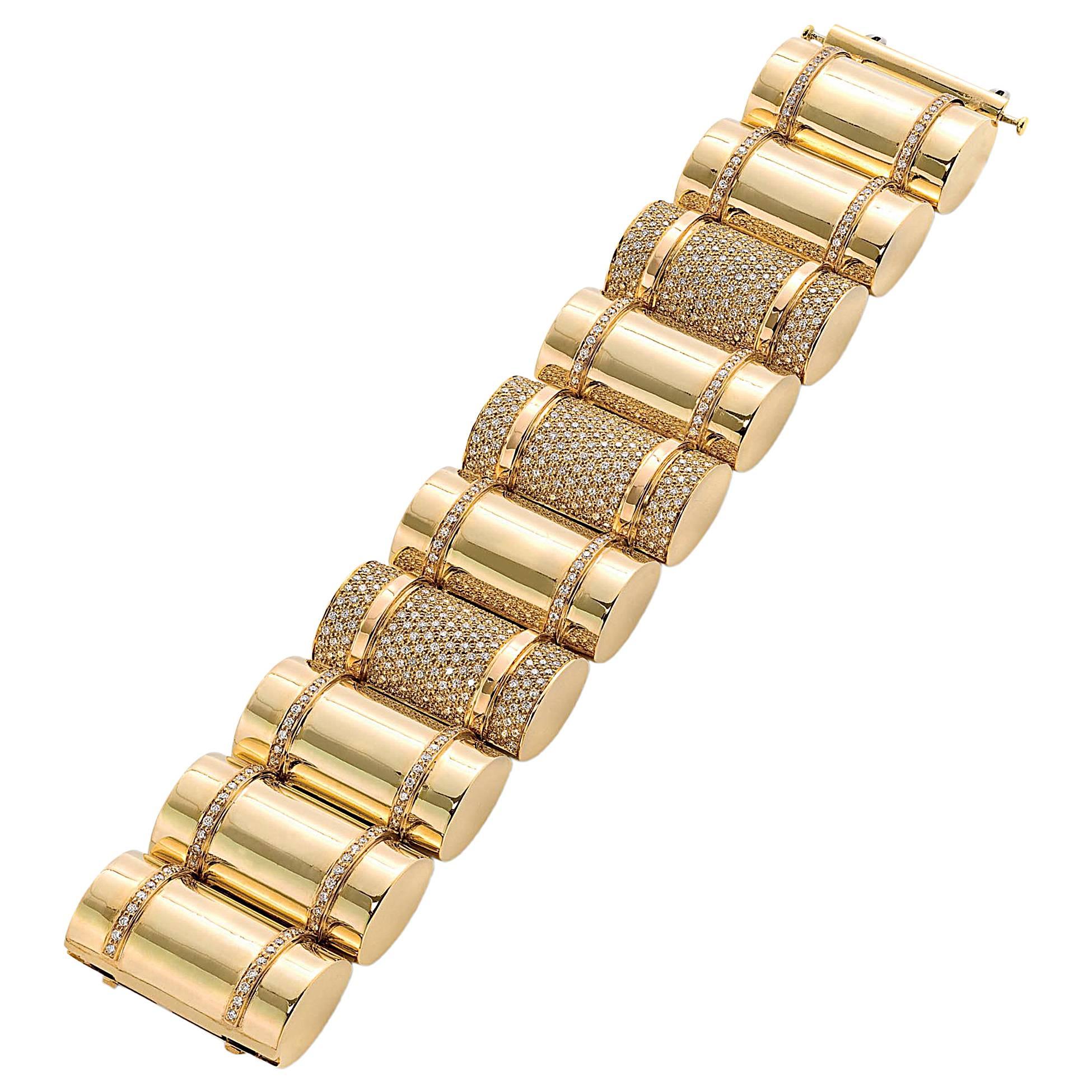 Faraone Mennella Couture Diamond Gold Bullet Link Bracelet For Sale at