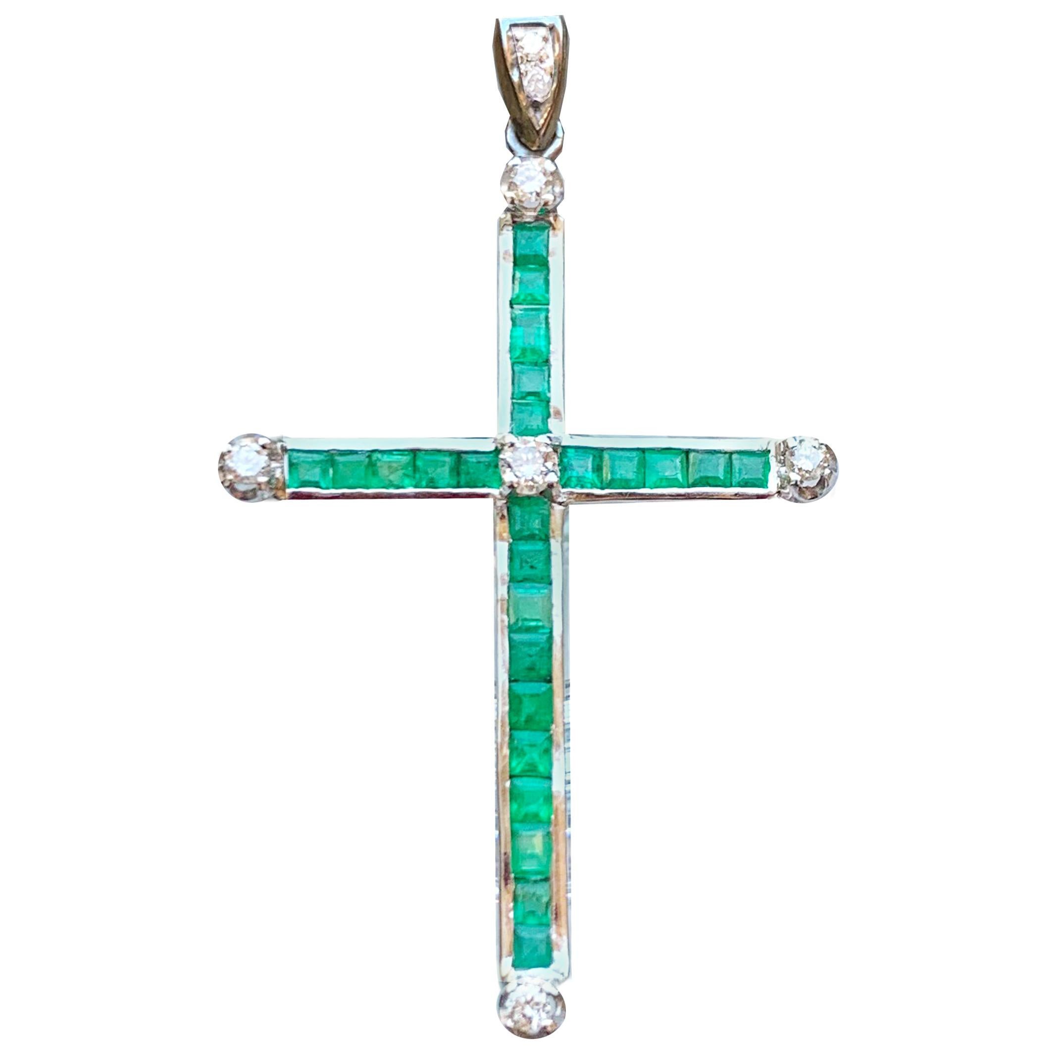 Vintage Pure Square Emerald and Diamond Cross Pendant in 18 Kt White Gold  For Sale at 1stDibs | emerald diamond cross pendant, vintage diamond cross, emerald  cross pendants