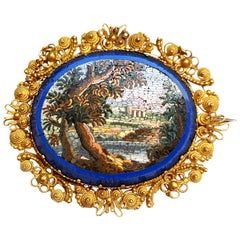 Gold Brooch-Pendant with Micromosaic from "Studio Vaticano del Mosaico" Mid-1800