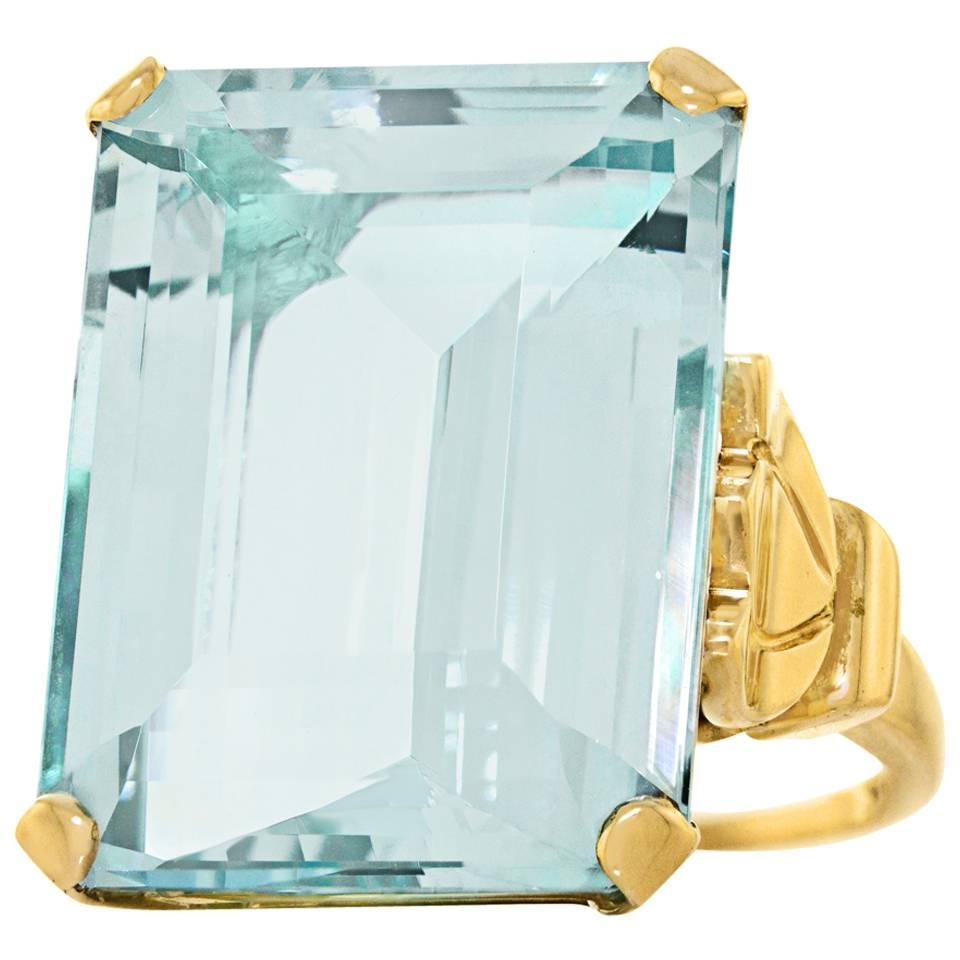 Tiffany & Co. Retro 1940s 20 Carat Aquamarine gold cocktail Ring
