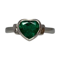 Certified Intense Green 1.33ct Colombian Emerald Heart Cut 18 Karat Gold Ring