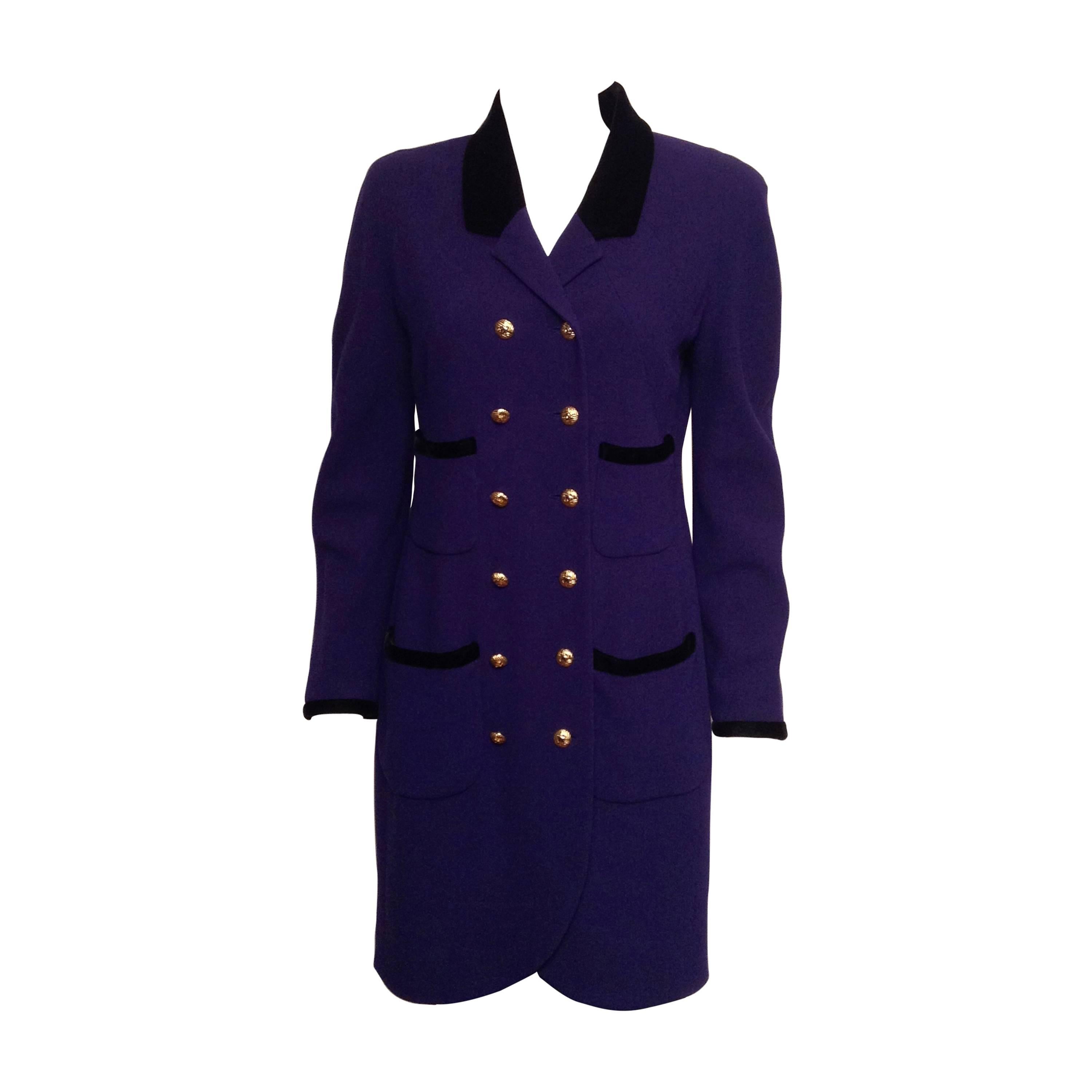 Chanel Purple Double Breasted Velvet and wool Skirt Suit Size 40/6 For Sale