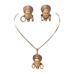 Vintage Selro Selini Asian Faced Gold Tone Necklace and Earrings 8