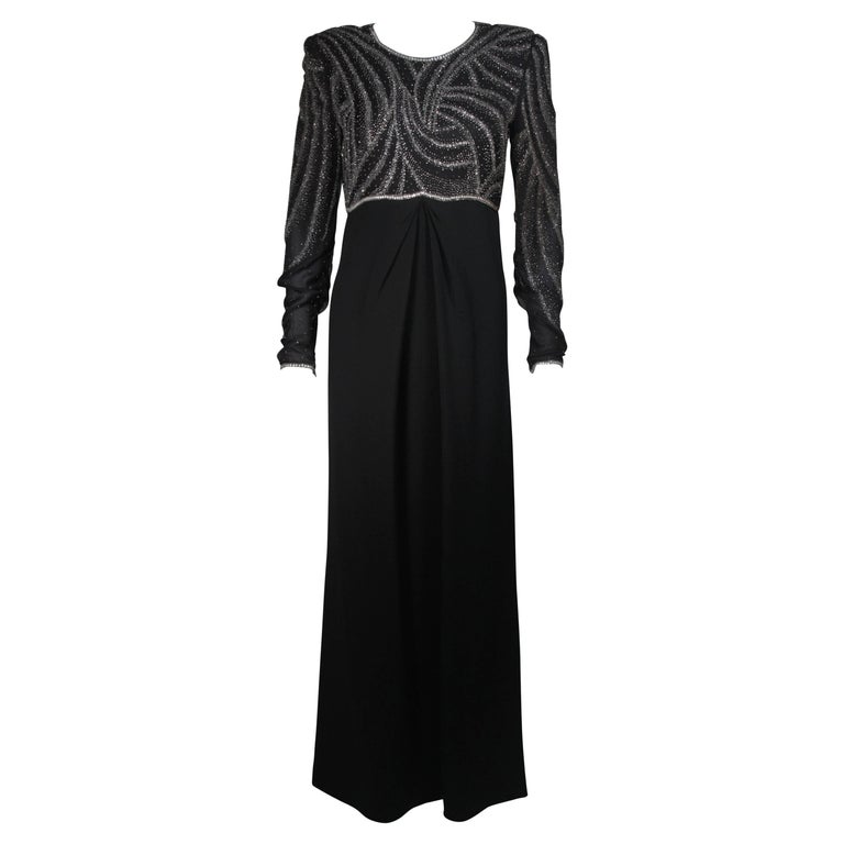 long sleeve velvet mother of the bride dresses Sheath/Column Long Sleeves V-Neck Mother of the Bride Dresses with Bow(s) Black main image 1