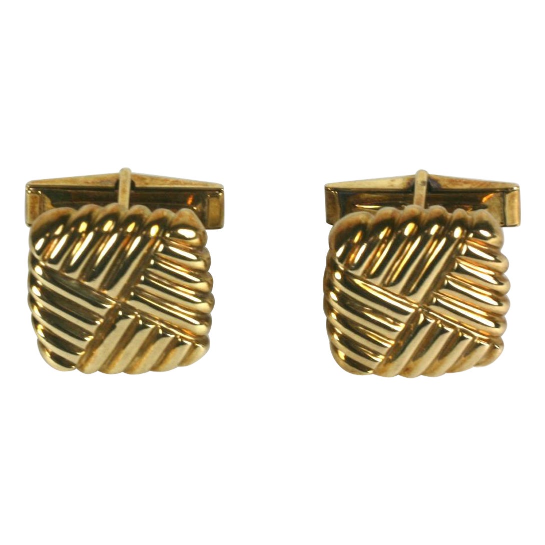 Elegant Ribbed Gold Cufflinks