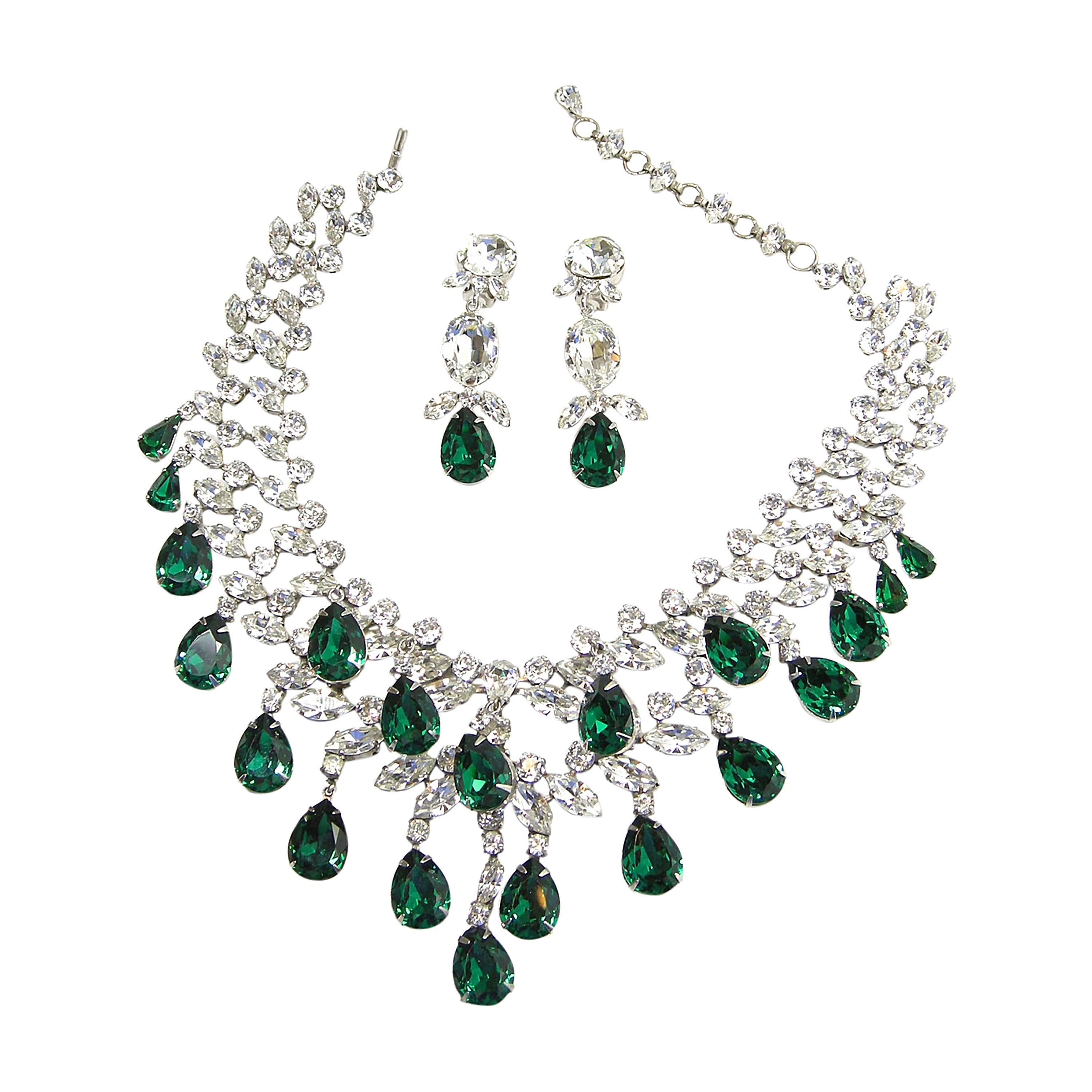 Vintage All Signed Schreiner Green Crystal Bib Necklace And Earrings Set
