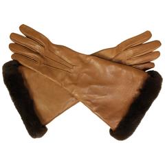 Vintage Hermes Lambskin Gauntlet Gloves with Fur Trim