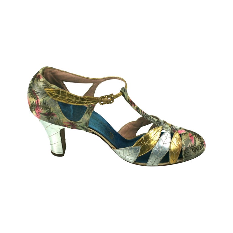 Vanding Tropisk peddling Art Deco Lame and Gilt Kid Evening Shoes at 1stDibs | art deco shoes, gilt  shoes, guilt shoes