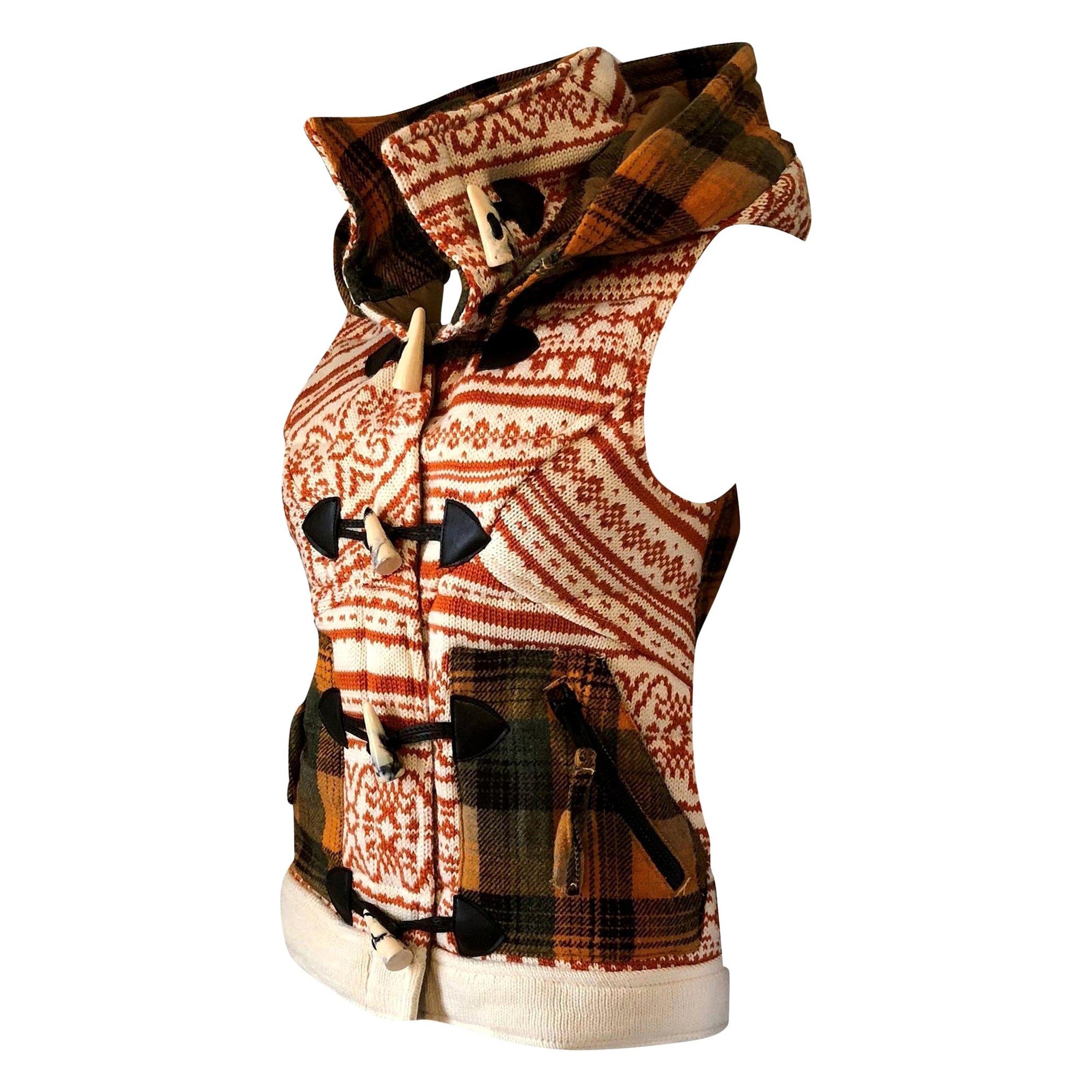 New Da-Nang Knit Wool Vest With Detachable Hood $486