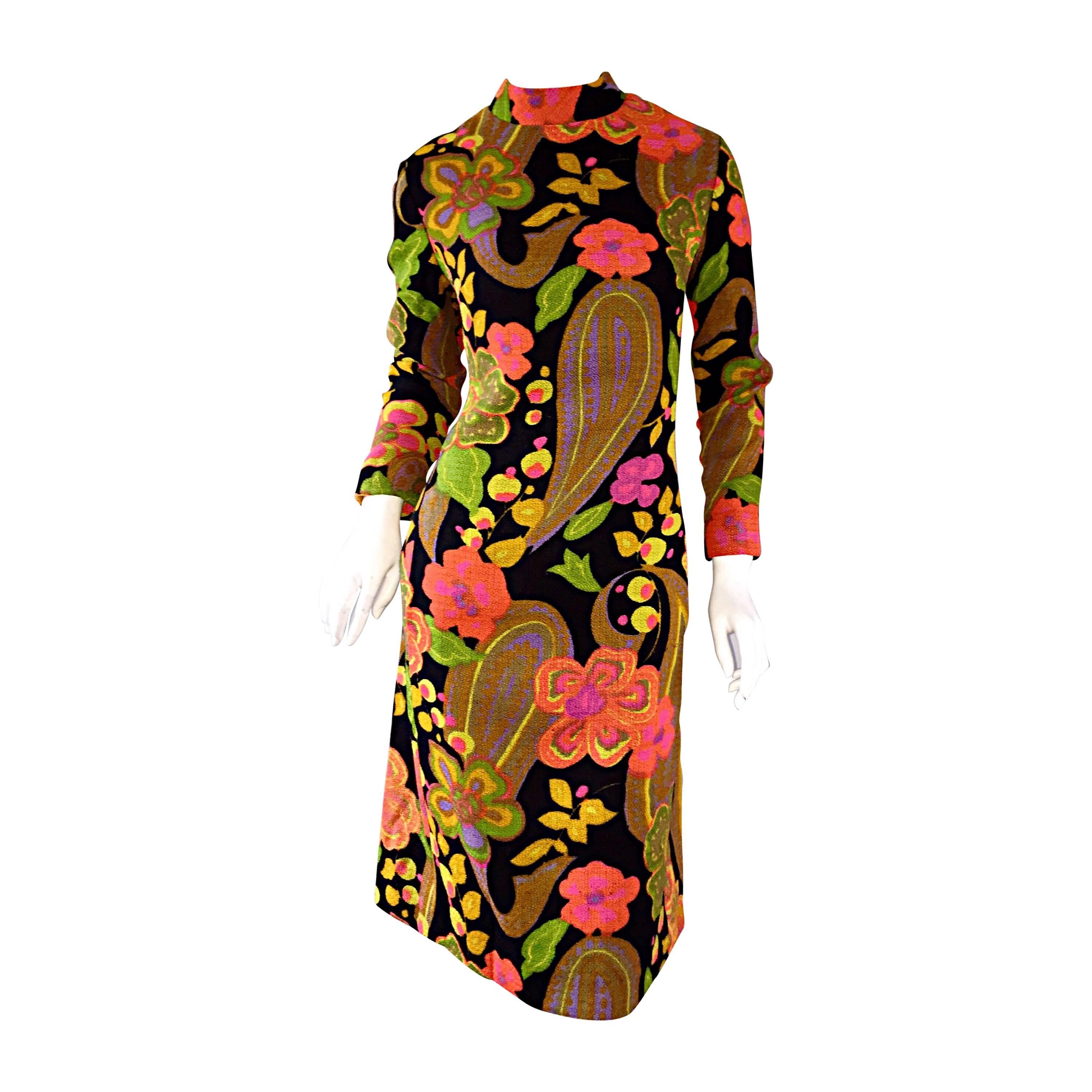 1960s 60s Psychedelic Flowers + Paisley Colorful Print Mod Retro A - Line Dress For Sale