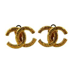 Chanel Vintage Classic Gold CC Logo Clip-On Earrings