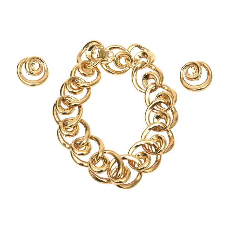 Stunning Givenchy Chic Link Overlay Collar Necklace and Earrings Set