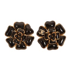 2002A Chanel Black Gripoix Camellia CC Logo Enamel Clip-On Earrings 