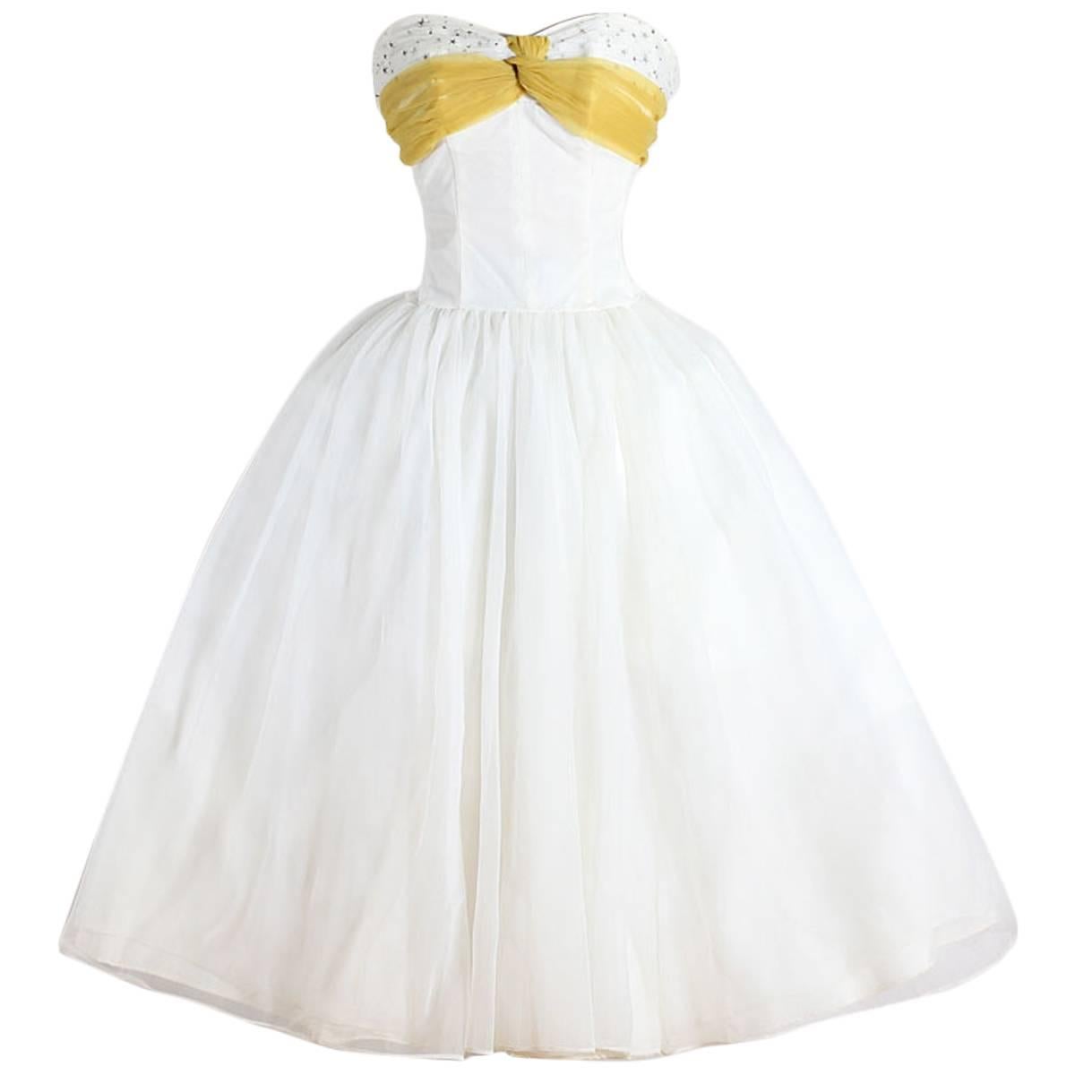Vintage 1950s White Yellow Star Chiffon Party Dress For Sale
