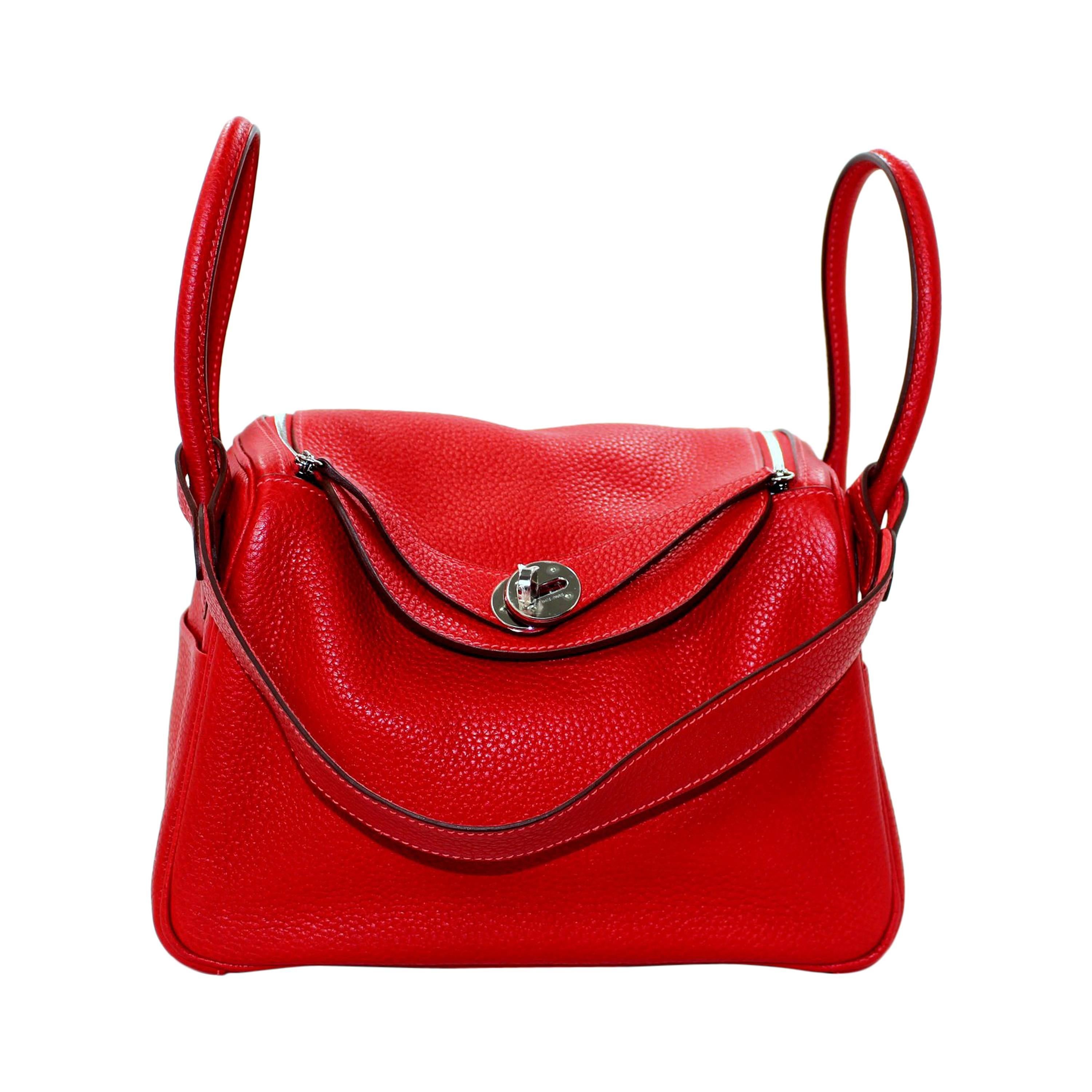 Hermès Red Clemence Leather Lindy 26- Rouge Casaque For Sale