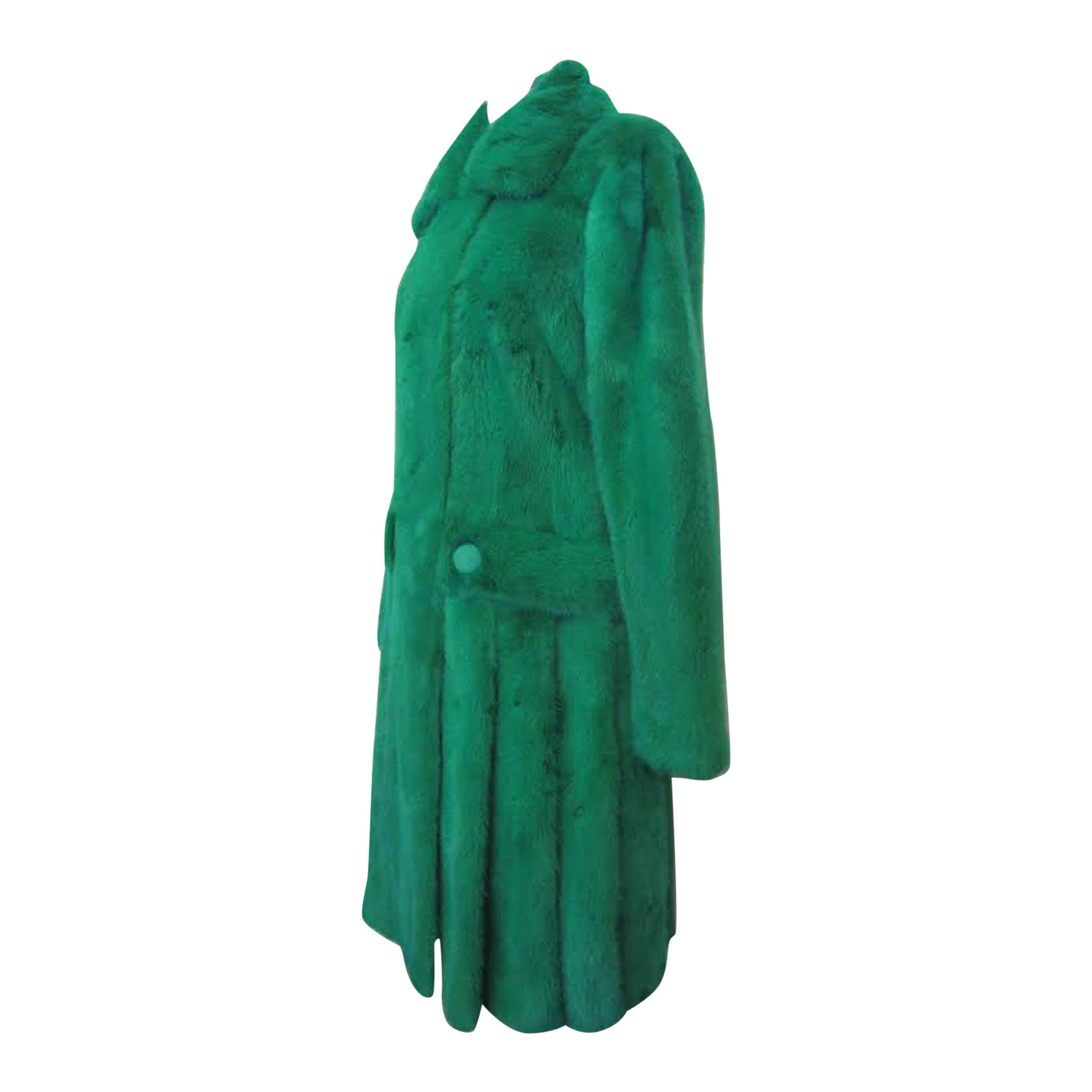 Gianni Versace Fall/Winter Runway 2012 Electric Green Mink Coat For Sale