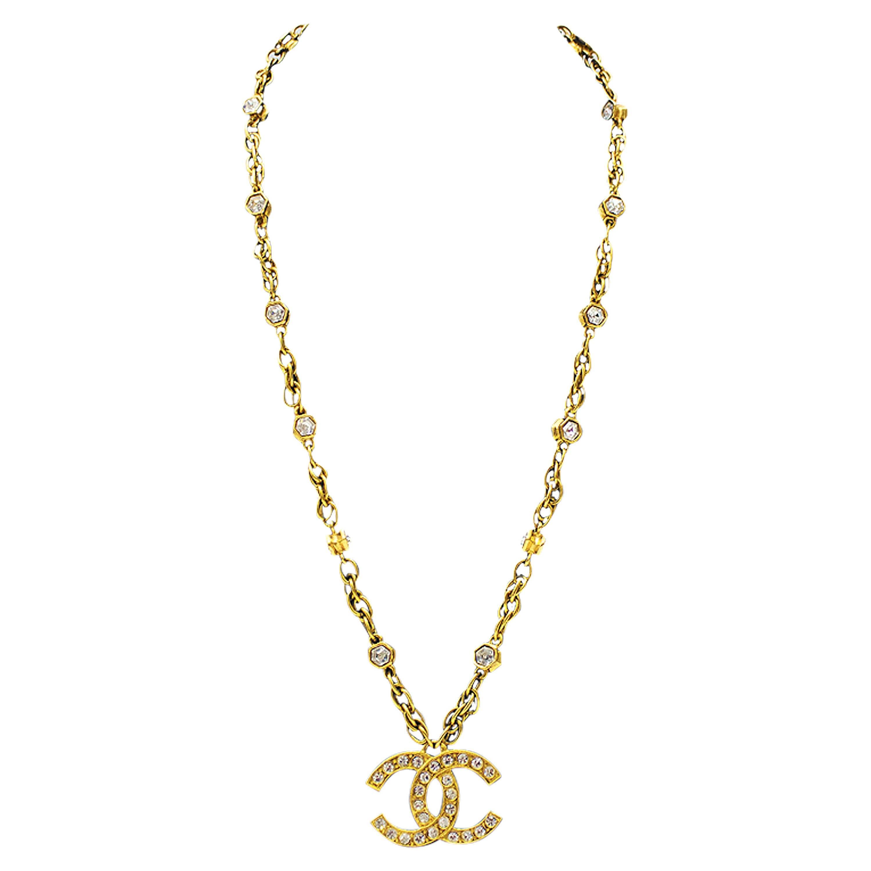 1980's Chanel Chain Necklace with CC Pendant 