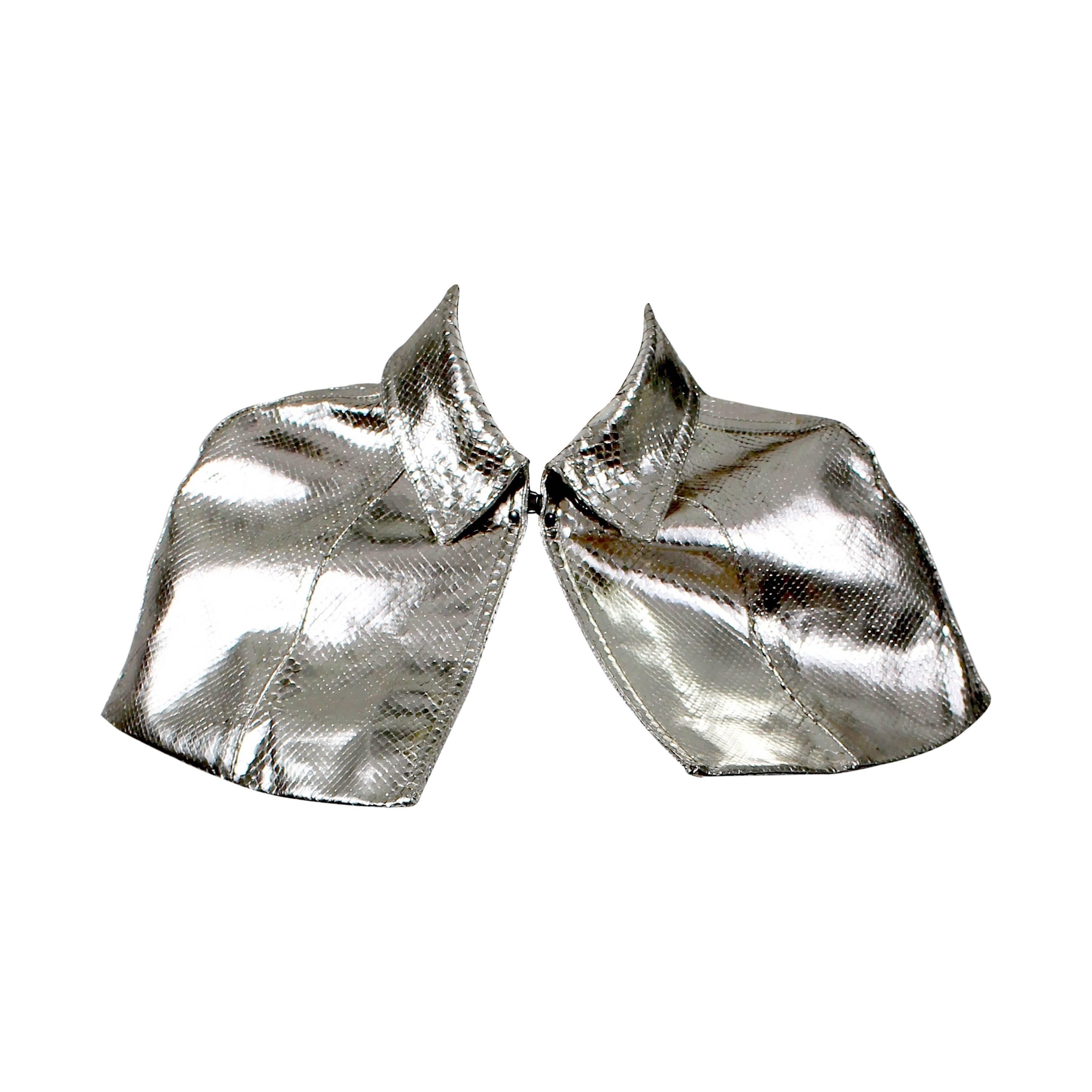 Burberry Capo Cropped in pitone metallizzato argento Primavera 2013