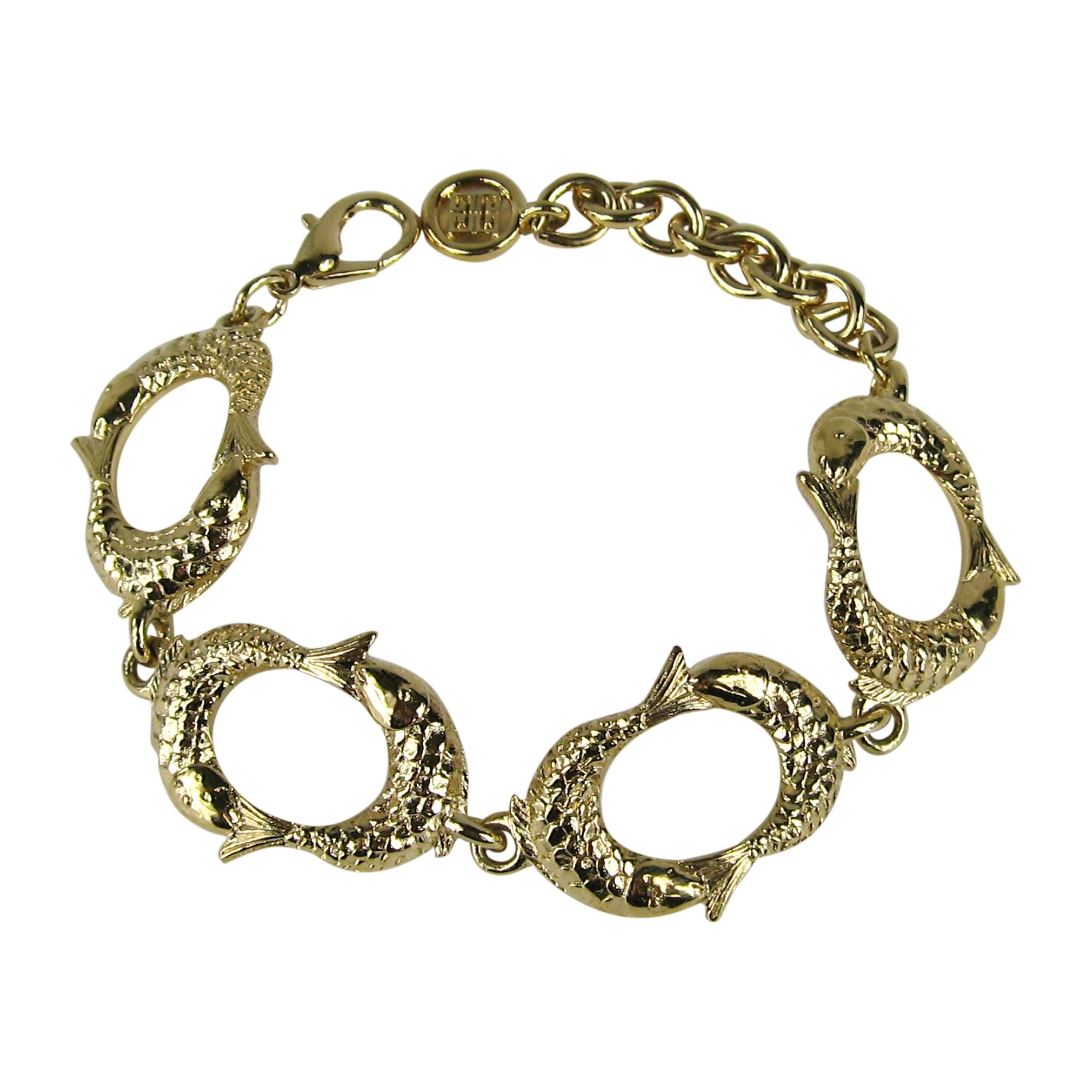 Vintage Givenchy Gold Gilt fish Link bracelet Never worn 