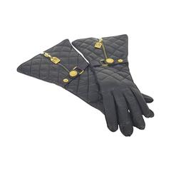 Vintage Rare Chanel Black Quilted Leather Rue Cambon Gloves 