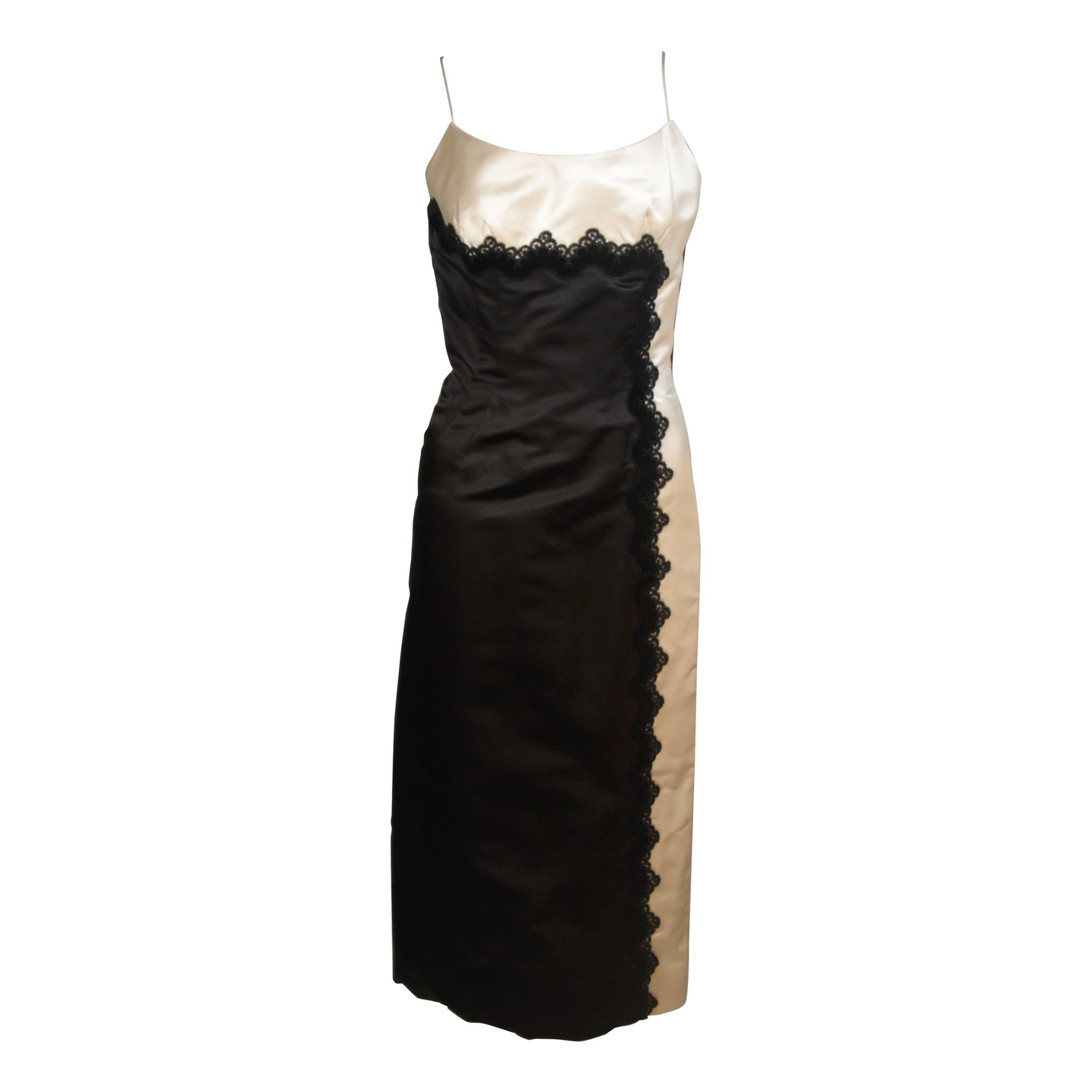 OLEG CASSINI Black and White Contrast Cocktail Dress with Lace Size 2-4 For Sale