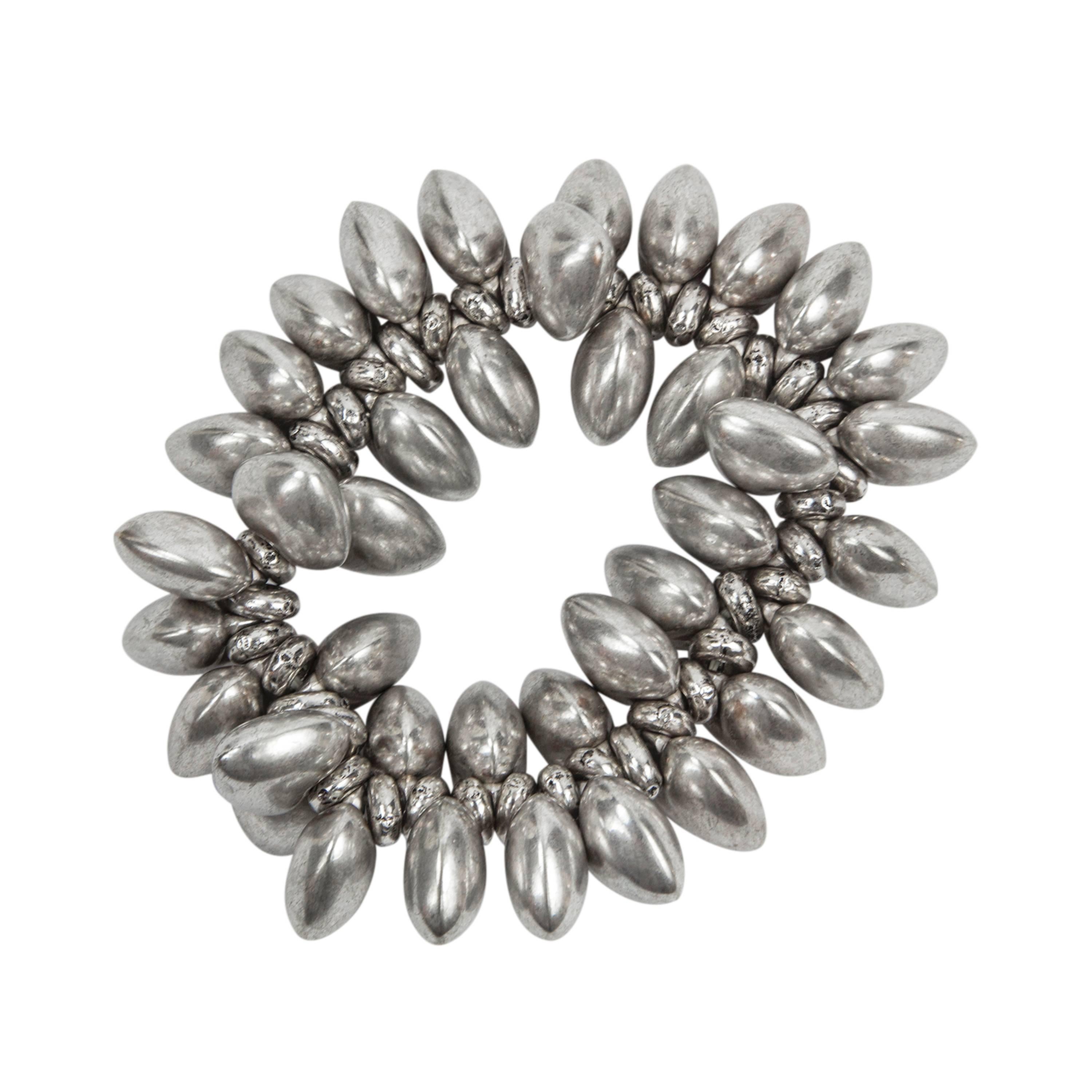 Pulsera de plata Corazones Amorosos Continuos en venta