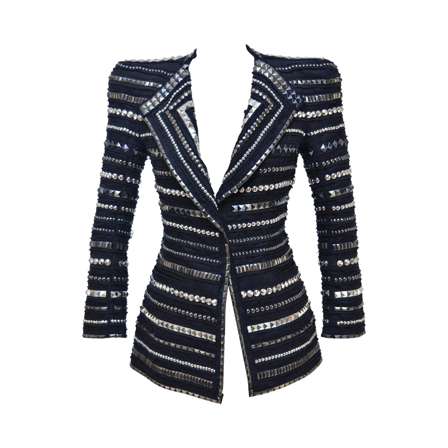 Shop by category Olivier Rousteing’s directive to his Balmain Army—that “fashion is a revolution, not an evolution”—is reflected in this season’s confident and fearless spirit, with men’s designer blazers riffing on a host of classic influences, including military, rock, collegiate and sleek tuxedo stylings.