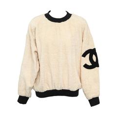 Vintage Chanel Sweat Shirt Sweater with Iconic CC 