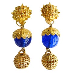 Vintage Dominique Aurientis Paris clip-on earring, gilt metal, blue crystal 1980/90
