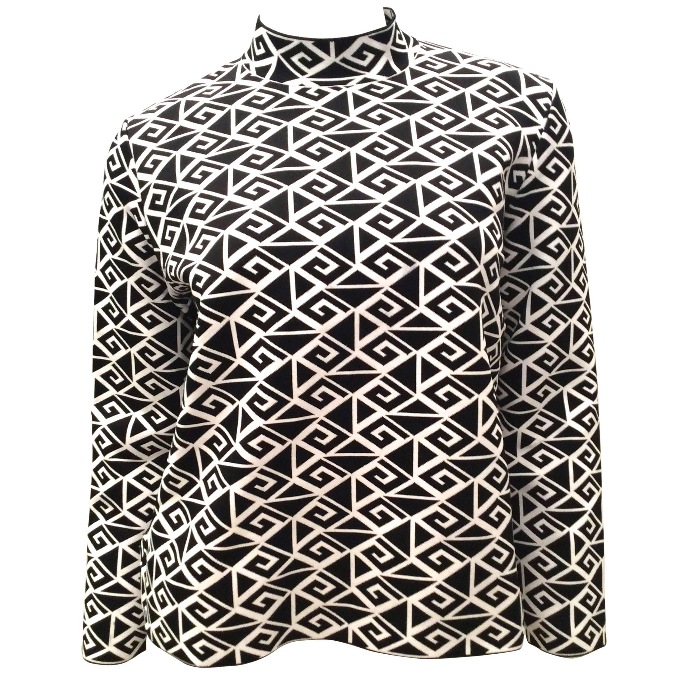 New Ralph Lauren Purple Label Geometric Black and White Sweater - Fabulous For Sale