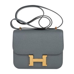 Hermès Constance Mini 18 Tasche Vert Amande Gold Hardware Epsom Leder