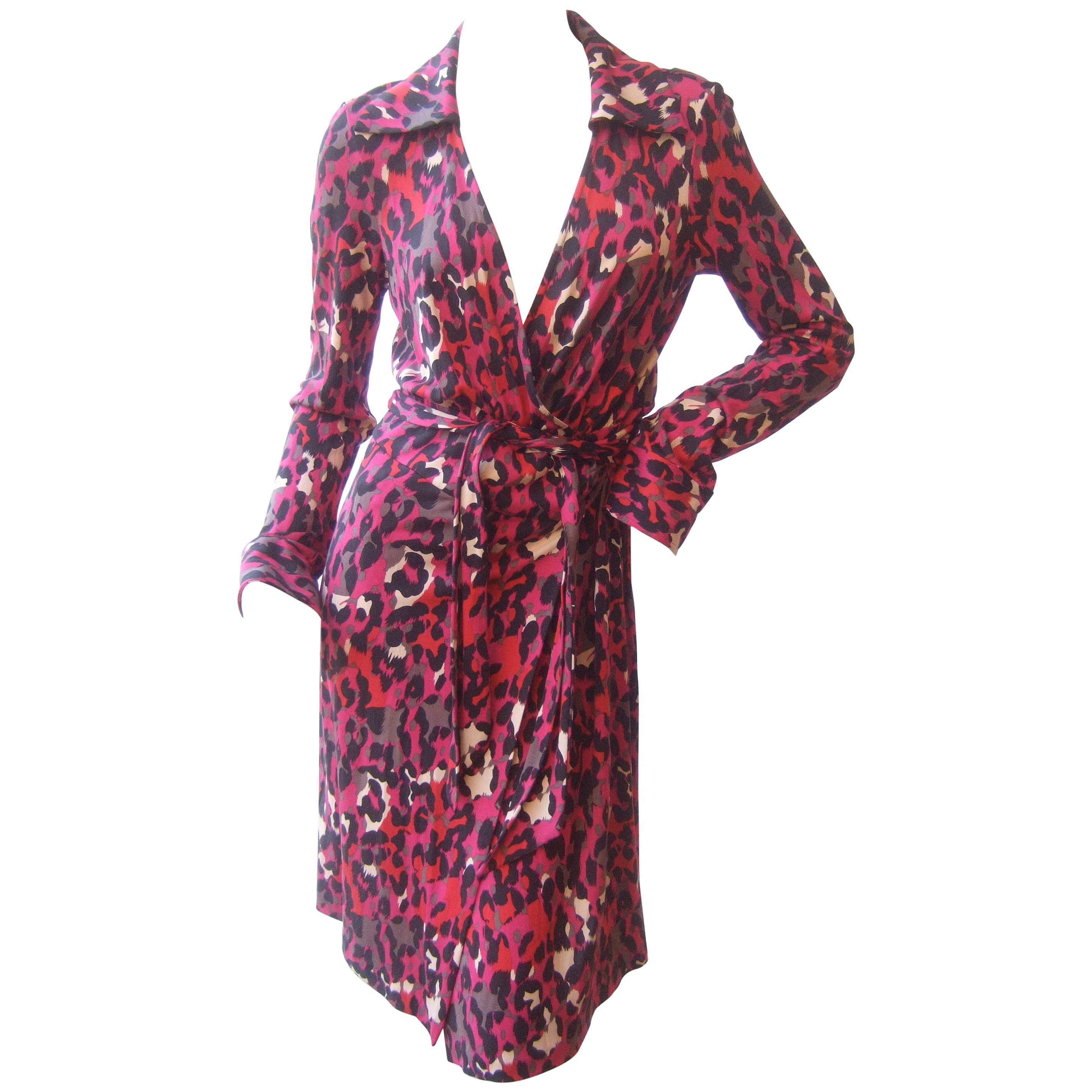 Diane Von Furstenberg Silk Jersey Animal Print Wrap Dress 