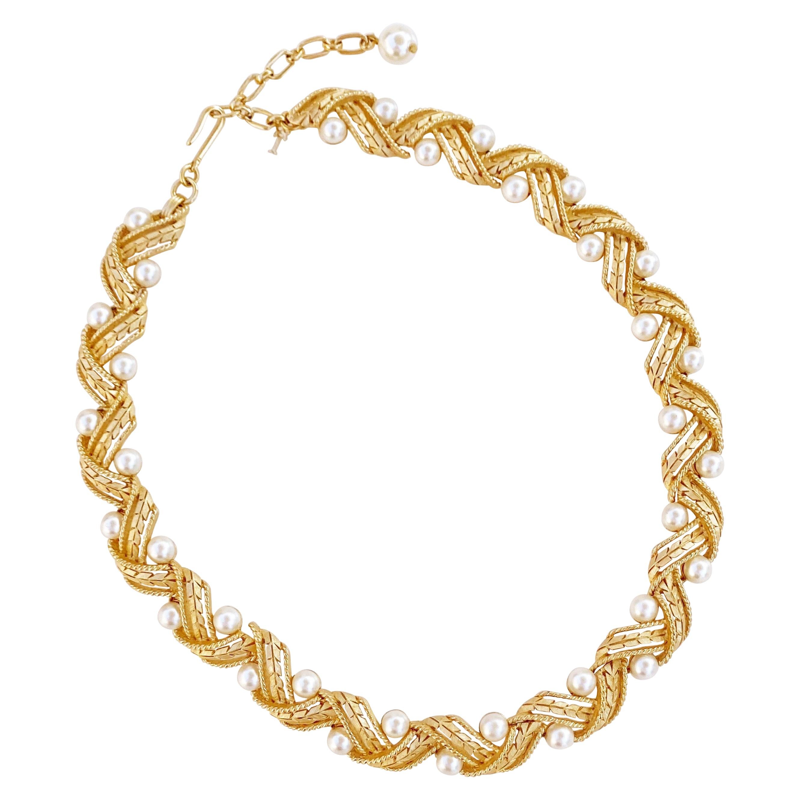 Gilt & Pearl Choker Necklace With Leaf Motif By Crown Trifari, 1950s