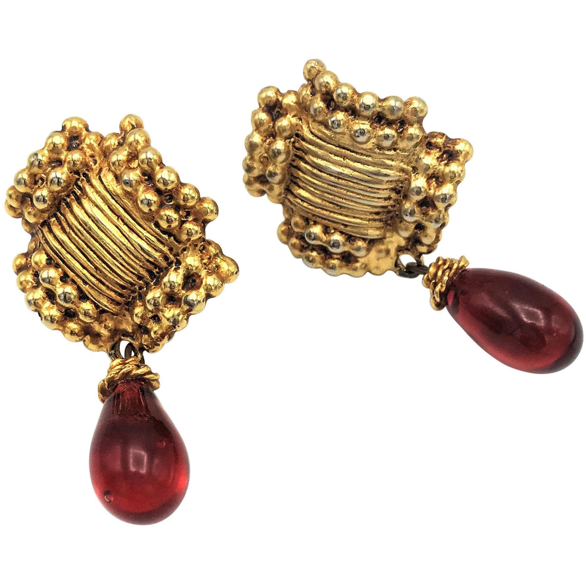  Vintage clip-on earrings from ANTIGONA PARIS 1970s, gold-plated with red drops For Sale