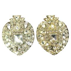 Yves Saint Laurent Boucles d'oreilles Moghul en cristal pavé