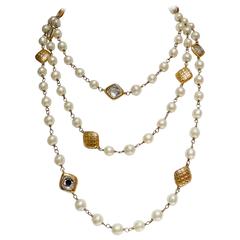 1970s Chanel Rope Pearl Necklace with Crystals 