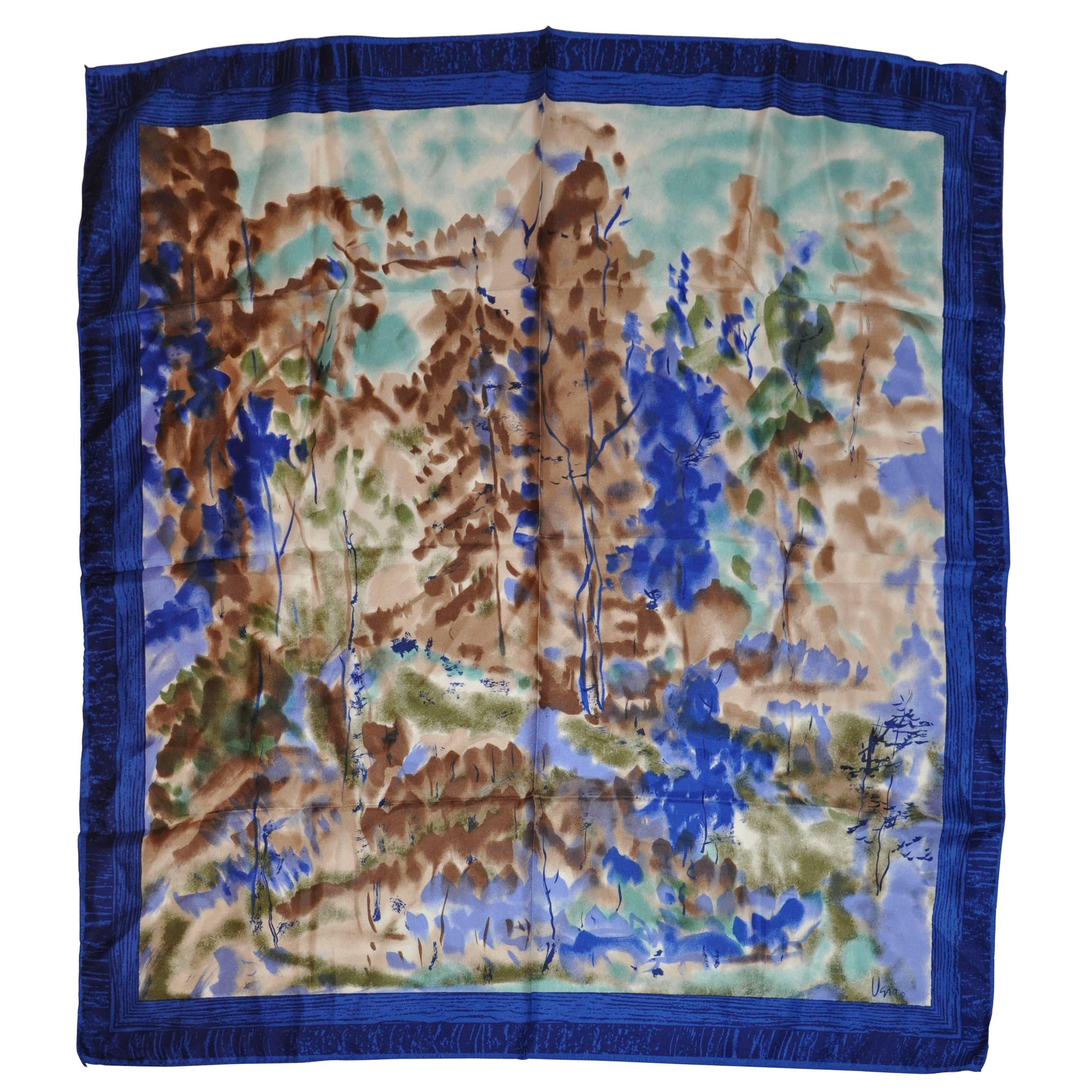 Vera - Écharpe en soie multicolore avec bordure bleue et marine « Scènes de campagne » en vente