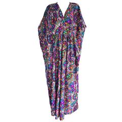 Amazing ' Butterflies and Flowers ' Colorful 1970s 70s Vintage Caftan Dress