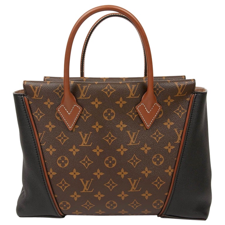 LOUIS VUITTON Tote W Bag in Toile and Leather at 1stDibs