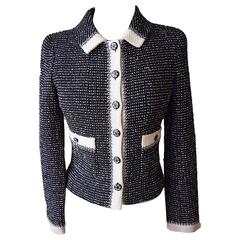 Tailleur jupe vintage Chanel en laine mélangée noire et blanche, taille 40 96C